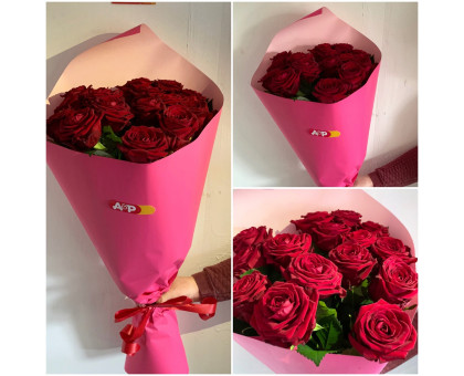 15 red roses in gentle craft!